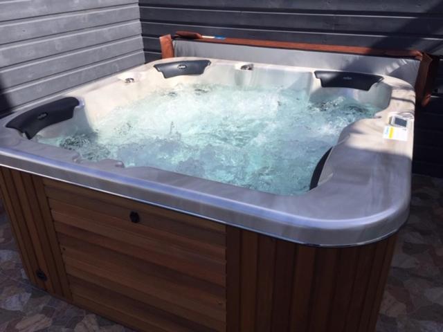Апартаменты Le Flamboyant Avec Piscine Chauffee 30° Et Jacuzzi Сент-Андре Экстерьер фото